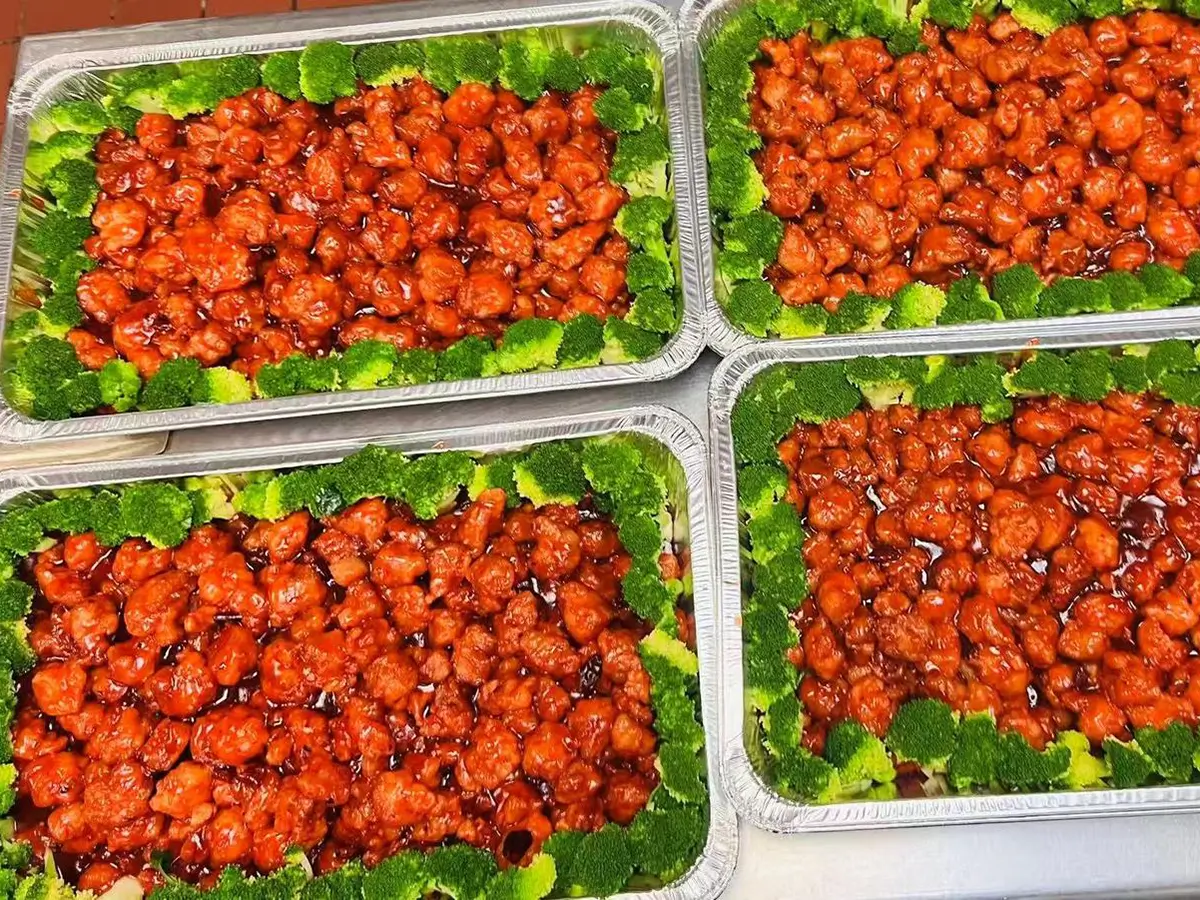 General Tso’s Chicken Tray
